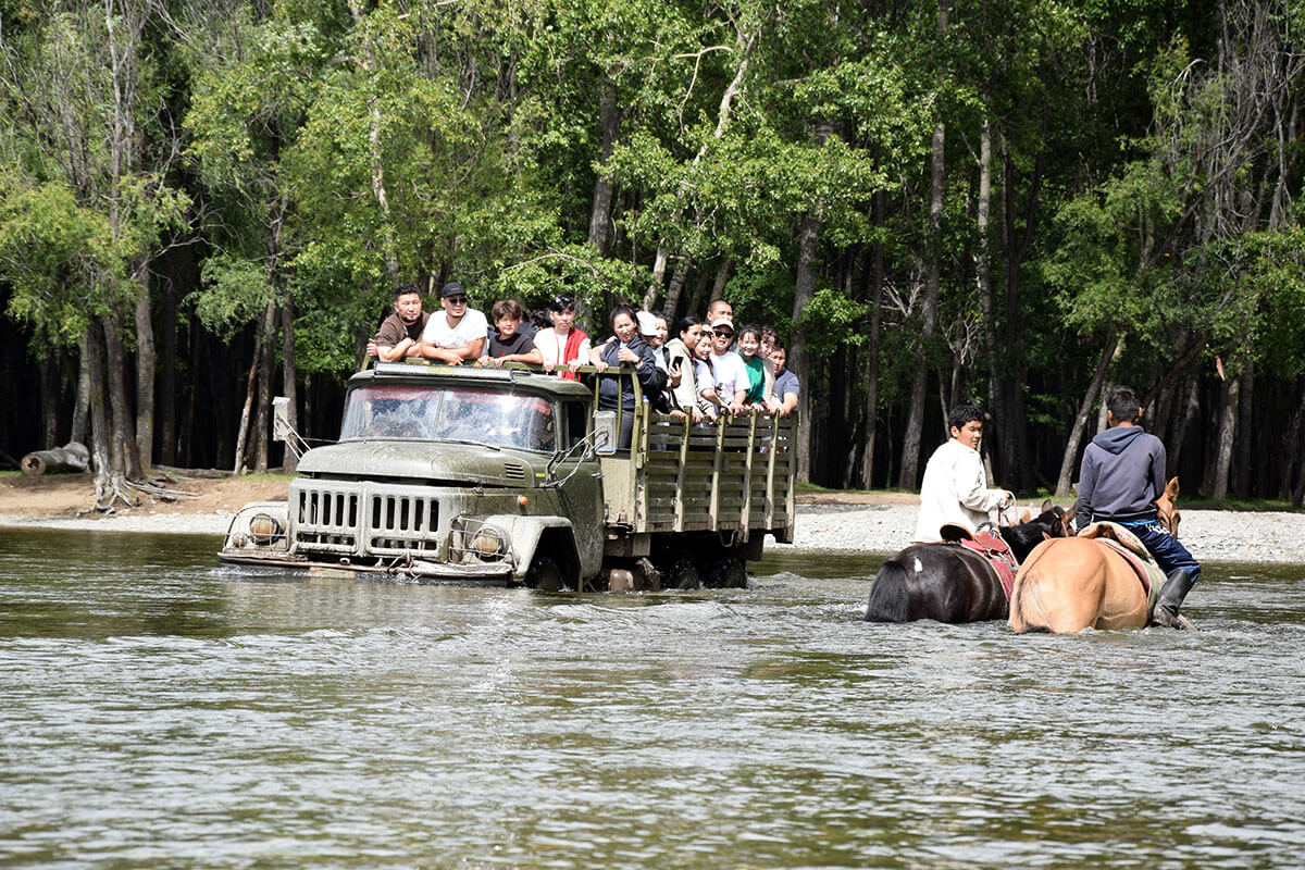 Cross River