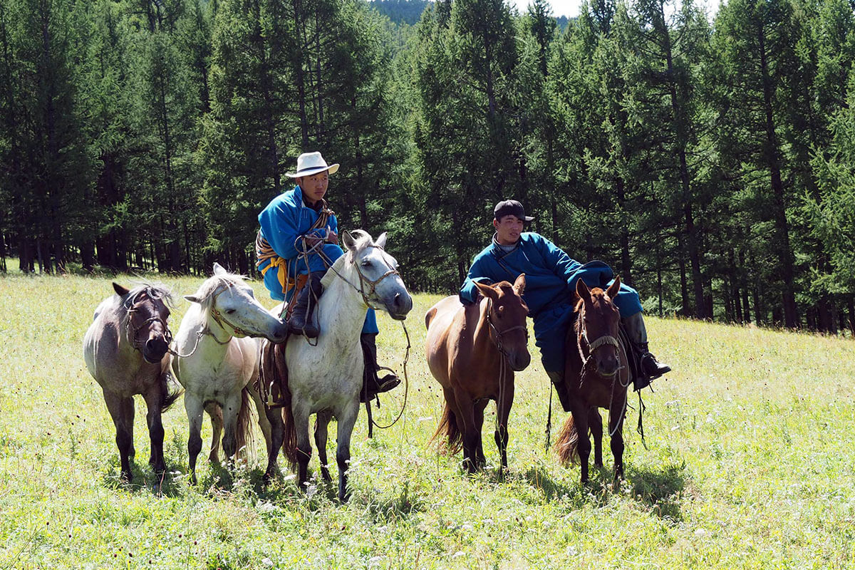 Horseback riding Mongolia