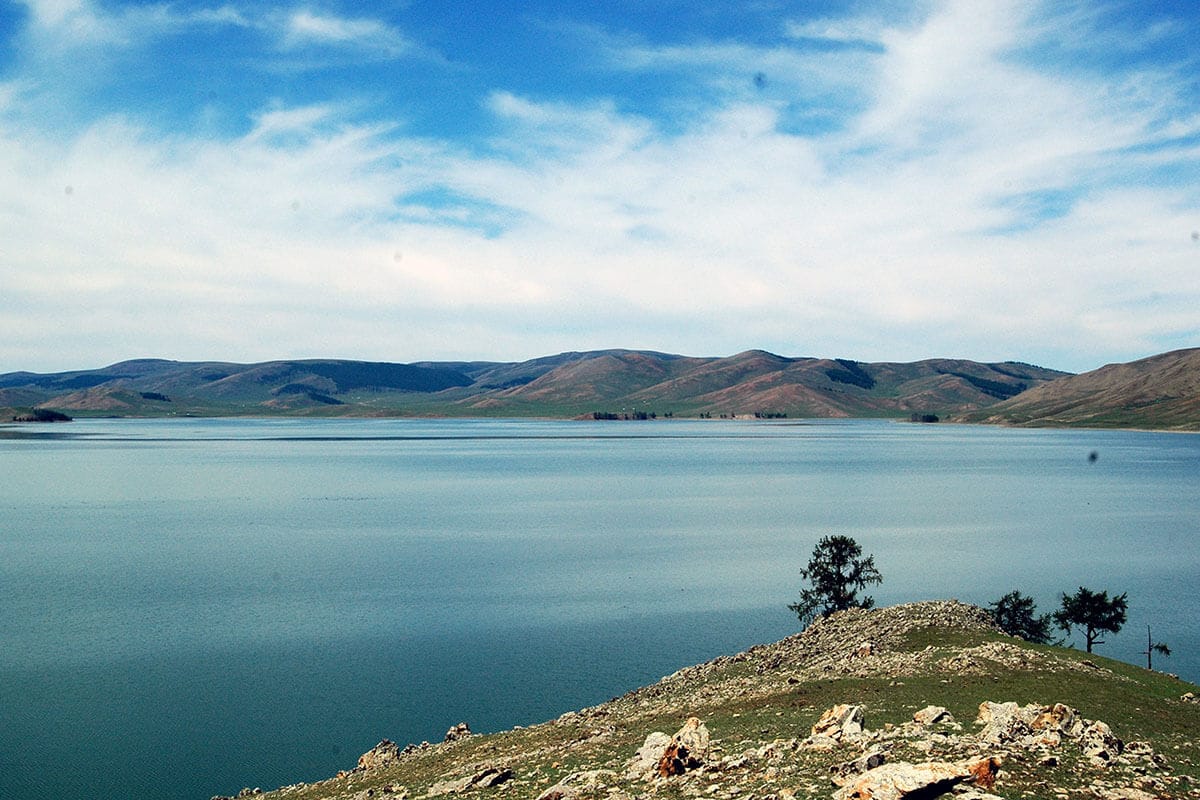 Ogii Lake